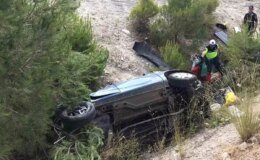 Balıkesir’de Otomobil Şarampole Uçtu: 5 Yaralı