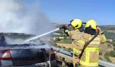 Balıkesir’de Otoyolda Meydana Gelen Araç Yangını Kullanılamaz Hale Getirdi