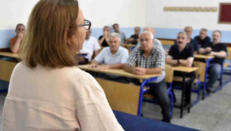 Bitlis Lisesi Mezunları 40 Yıl Sonra Bir Araya Geldi
