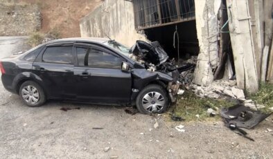 Bitlis’te Otomobil Kazası: 1 Ölü, 4 Yaralı