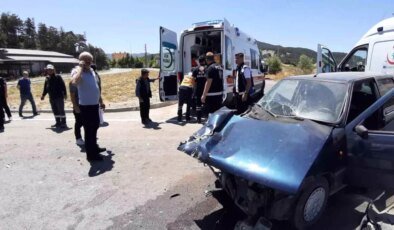 Bolu’da Trafik Kazası: İki Kişi Yaralandı