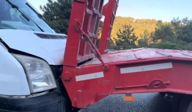 Bursa’da Zincirleme Trafik Kazası: 7 Araç Birbirine Girdi