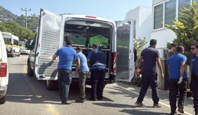 Çatıdan evine girmeye çalıştı! Emekli polisin hazin sonu!