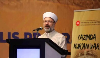 Diyanet İşleri Başkanı Erbaş: "Din ve ahlak eğitiminden uzak nesiller kültürüne de uzak kalacaktır"