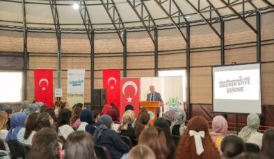 Edirne’de Gençlik Kampı Açılışı: Rektör Hatipler’den Tarih Dersi