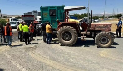 Elazığ’da Traktör ile Otomobil Çarpıştı: 3 Yaralı