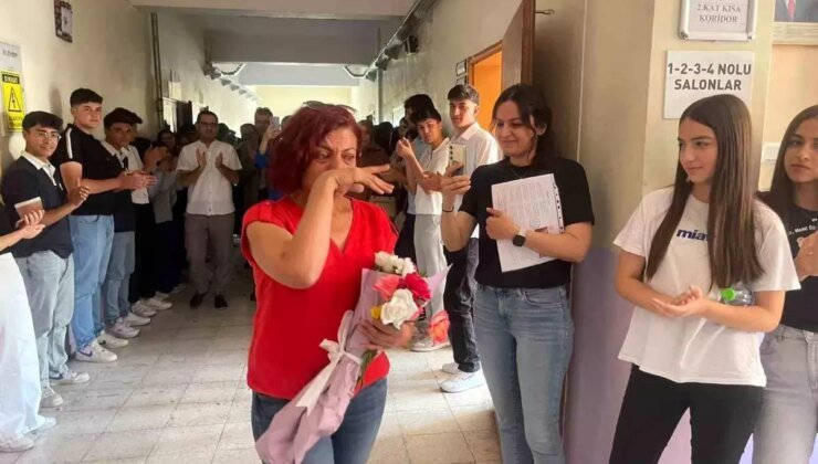 Emekli Öğretmen Pembe Mavuş’a Duygusal Veda