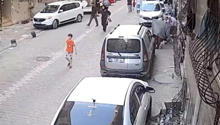 Esenyurt’ta Hırsızlık Anı Güvenlik Kamerasında