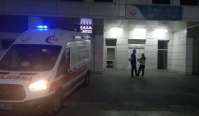 Hasandağı’nda düşüp yaralanan Kızılay Ankara Şube Başkanı ile mahsur kalan 3 kişi kurtarıldı