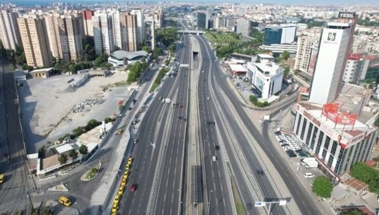 İstanbul’da yollar boş kaldı! Yoğunluk: % 6 oldu!