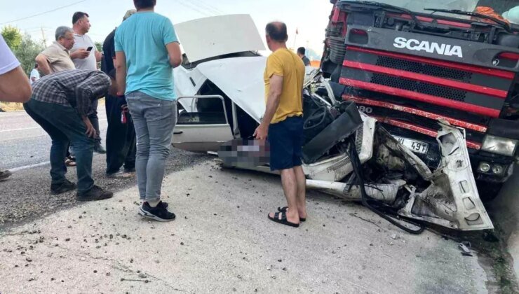 Kadirli’de Tır ile Otomobil Çarpıştı: 1 Ölü