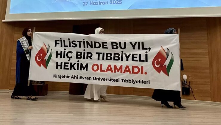 KAEÜ Tıp Fakültesi Mezuniyet Töreninde Filistin’e Destek