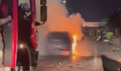 Kağıthane’de araç kaza sonrası alev aldı!
