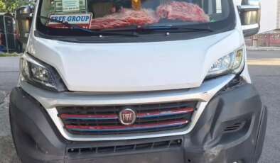 Karabük’te Minibüs ve Otomobil Çarpıştı: 3 Yaralı