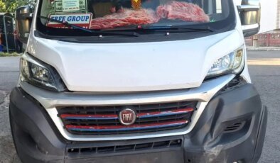 Karabük’te Okul Servisi ile Otomobil Çarpıştı: 3 Yaralı