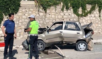 Karaman’da Trafik Kazası: Sürücü Yaralandı