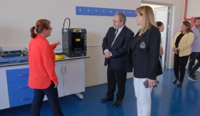 Kırklareli Üniversitesi’nde Laboratuvar İncelemesi ve Haşere İlaçlama Çalışmaları