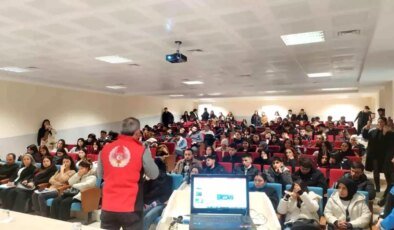 Kırşehir’de Öğrencilere Terörle Mücadele Eğitimi