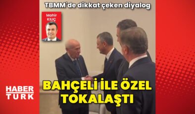 MHP Genel Başkanı Devlet Bahçeli ile CHP Lideri Özgür Özel tokalaştı