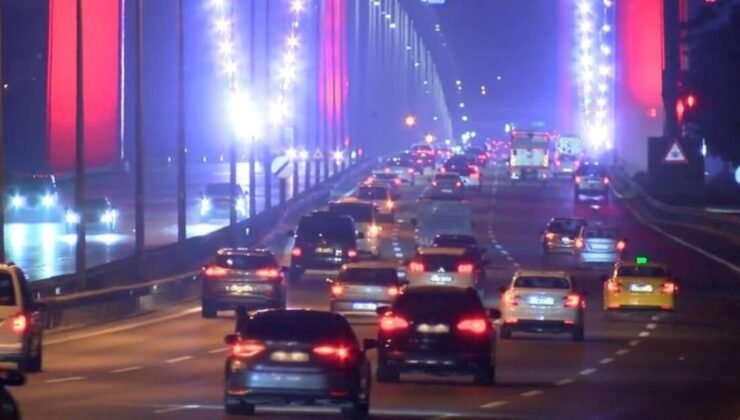 Otogar, köprü ve yollarda bayram yoğunluğu