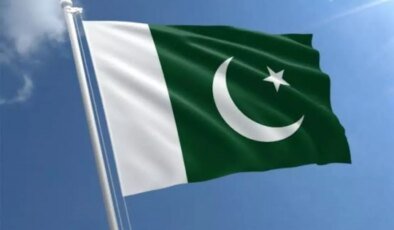 Pakistan’da askeri konvoya bombalı saldırı: 13 ölü