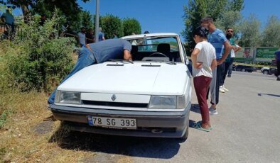 Safranbolu’da Devrilen Otomobildeki Kişi Yaralandı