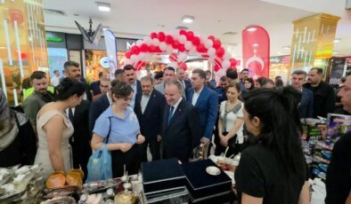 Şanlıurfa’da şehit çocuklarına destek için kermes düzenlendi