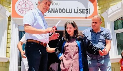 Serebral Palsili Elif Eylül, Mezuniyet Heyecanı Yaşadı