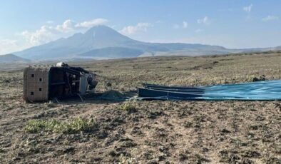 Sıcak hava balonu kaza yaptı! Ayakları ipe dolanan pilot, sepetten düştü!