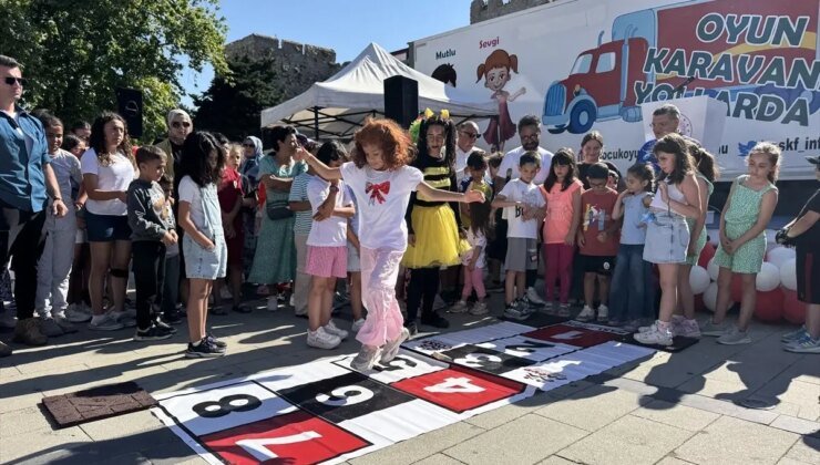 Sinop’ta Geleneksel Çocuk Oyunları Şenliği Başladı