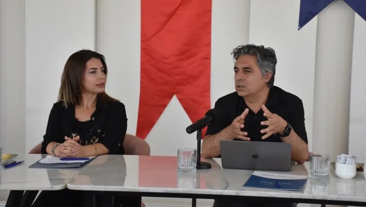 Şırnak’ta ‘Osmanlı Devleti’nde Gelir Dağılımı’ Programı Düzenlendi