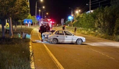 Sivas’ta iki otomobil çarpıştı: 5 yaralı