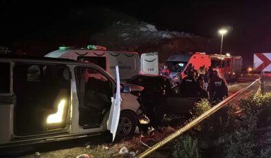 Sivas’ta Trafik Kazası: 1 Ölü, 8 Yaralı