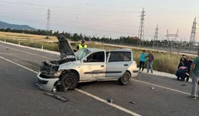 Uşak’ta otomobil takla attı: 3 yaralı