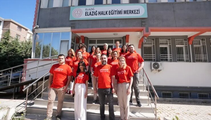 Vodafone Gönüllüleri, Elazığ’da ‘Dijital Benim İşim’ Projesini Destekledi