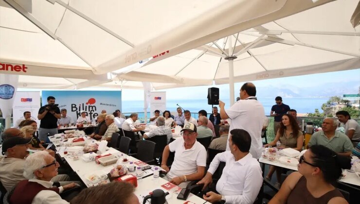 YÖK Bilim Kafe Etkinliklerinde ‘Evrende Su Arayışı’ Söyleşisi