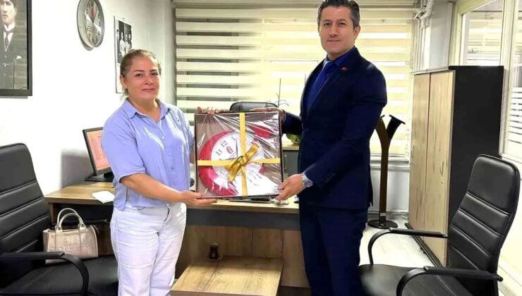 Zonguldak Defterdarlığı Beş Bininci Vatandaşa Hediye Takdim Etti