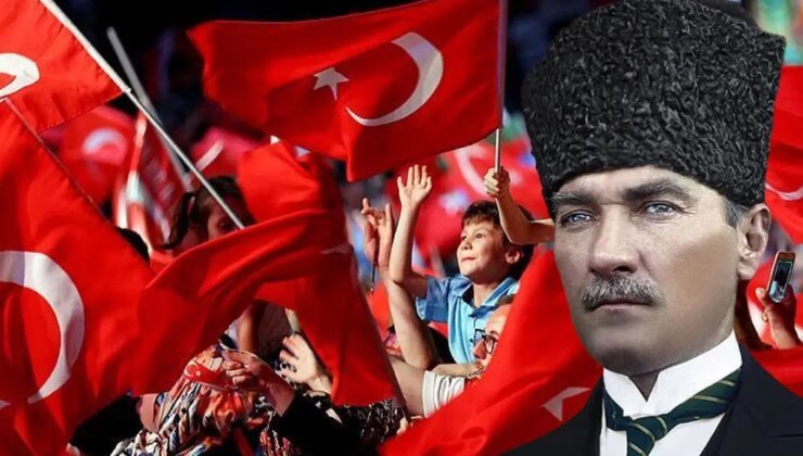 15 Temmuz etkinliklerinde "Atatürk fotoğrafları yasaklandı" iddiasına yalanlama