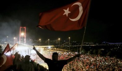 15 Temmuz’da İstanbul’da neler yaşandı?