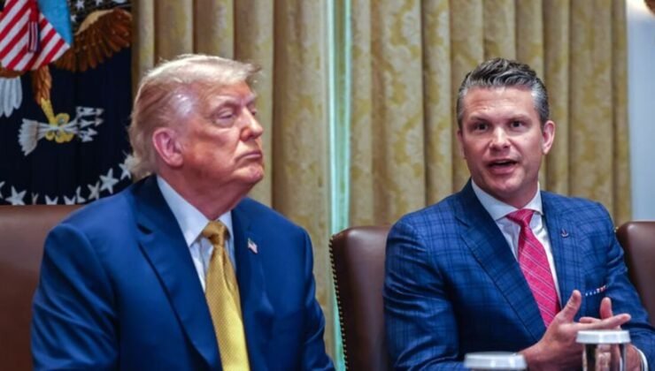 ABD’li Senatör Schumer, Savunma Bakanı Hegseth’i görevden alması için Trump’a çağrıda bulundu