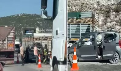 Adana’da TIR’a arkadan çarpan hafif ticari araçtaki 5 kişi hayatını kaybetti