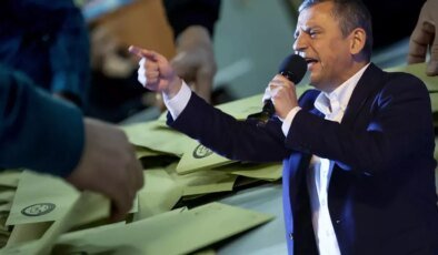 AK Partili Bekir Bozdağ erken seçim için yeşil ışık yaktı