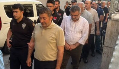 Aralarında ünlü market patronu da var! FETÖ’nün finans ayağına operasyonda 22 tutuklama