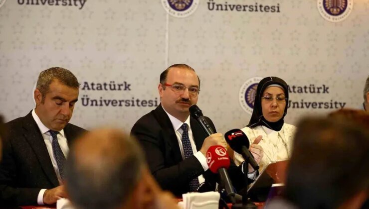 Atatürk Üniversitesi Rektörü Hacımüftüoğlu, Basın Mensuplarıyla Buluştu