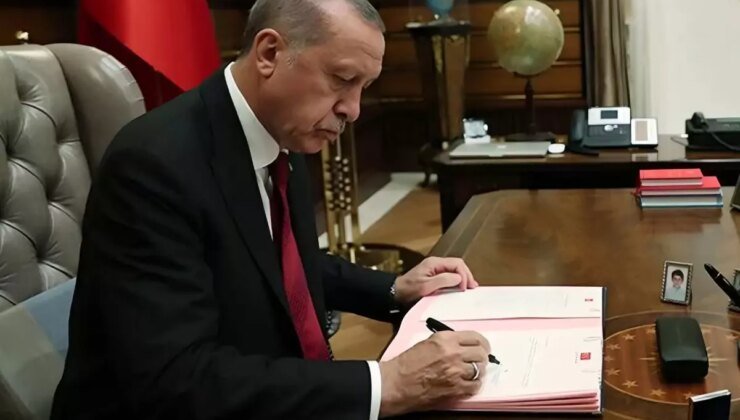 Bazı üniversitelerde yeni fakülte ve enstitüler kuruldu, bazıları kapatıldı