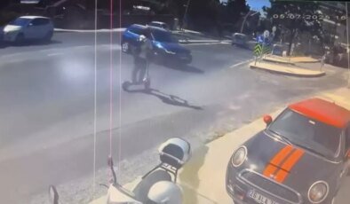 Beylikdüzü’nde Skuter ve Otomobil Çarpıştı: Yaralı Yok