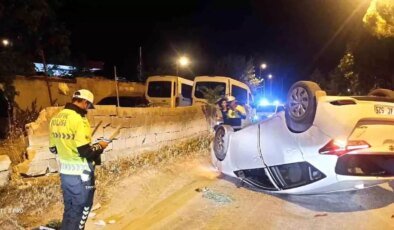 Burdur’da Takla Atan Otomobilin Sürücüsü Olay Yerinden Kaçtı