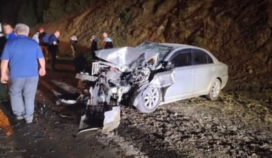 Bursa’da otomobil, yangın tankerine çarptı: 2 yaralı