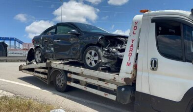Çerkeş’te Tırın Çarptığı Otomobilin Sürücüsü Yaralanmadan Kurtuldu