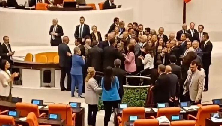CHP’li vekillerden tutuklanan Zeydan Karalar için Meclis’te kürsü işgali